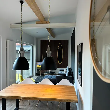 Carl Von Aurora Apartment *