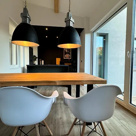 Carl Von Aurora Apartment