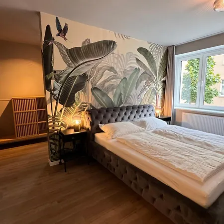 Carl Von Aurora * Weimar (Thuringia)