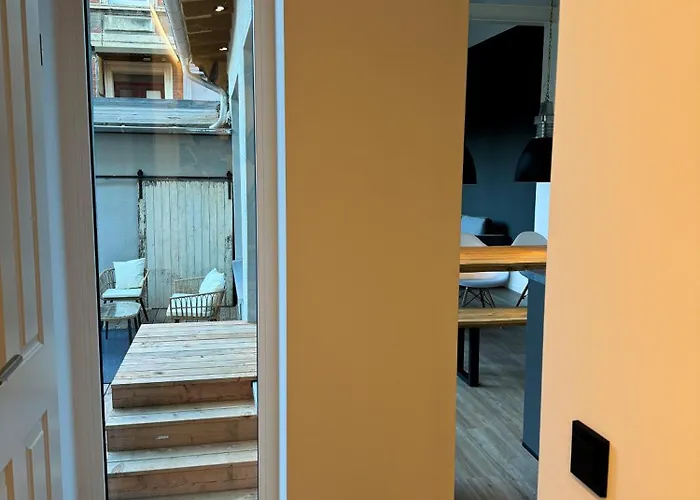 Carl Von Aurora * Weimar (Thüringen)